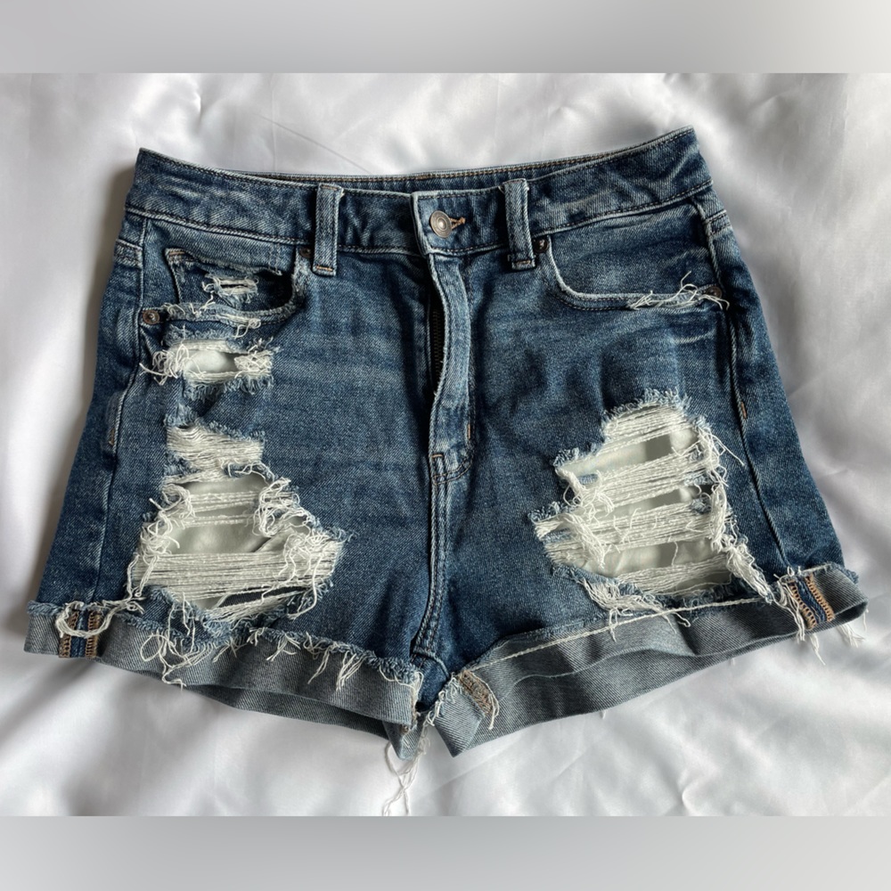AMERICAN EAGLE DENIM SHORTS SIZE 4